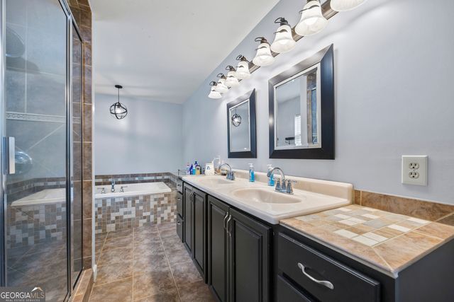 136 Wedgewood Drive, Danielsville, GA 30633