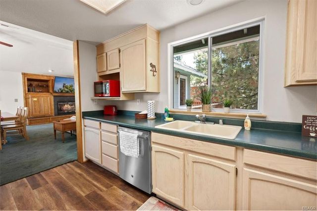 1396 La Crescenta Drive, Big Bear, CA 92314