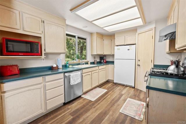 1396 La Crescenta Drive, Big Bear, CA 92314