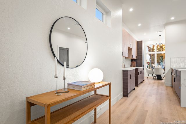 257 E Baylor, San Antonio, TX 78204