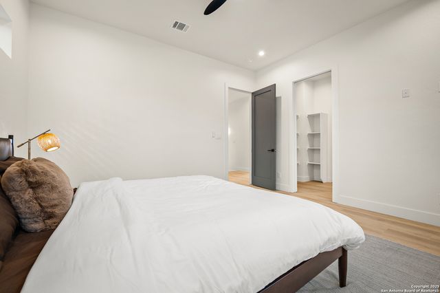 257 E Baylor, San Antonio, TX 78204