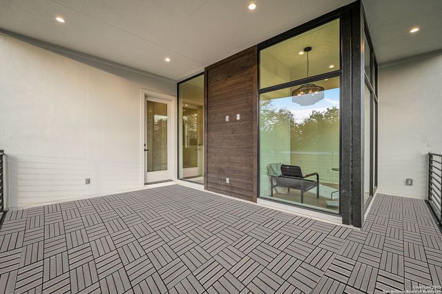 257 E Baylor, San Antonio, TX 78204