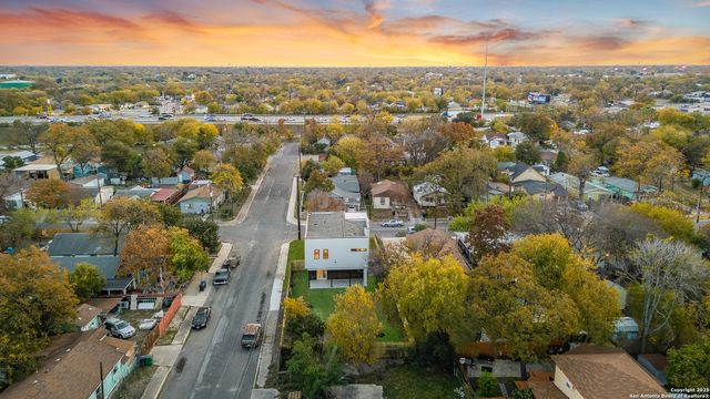 257 E Baylor, San Antonio, TX 78204