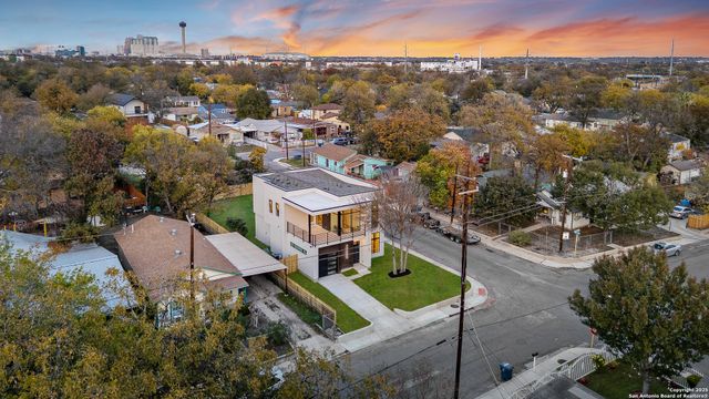 257 E Baylor, San Antonio, TX 78204