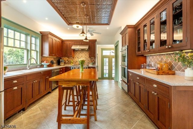 33 Erwin Park Rd, Montclair Twp., NJ 07042