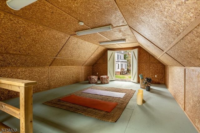 33 Erwin Park Rd, Montclair Twp., NJ 07042