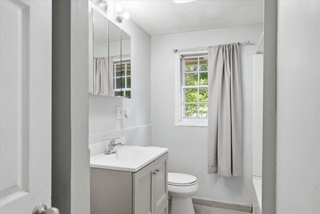 529 Howard St, Brockton, MA 02302