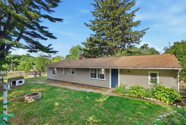 529 Howard St, Brockton, MA 02302