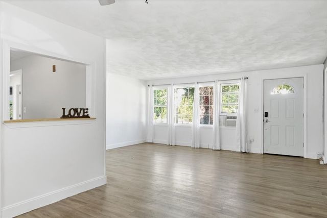 529 Howard St, Brockton, MA 02302