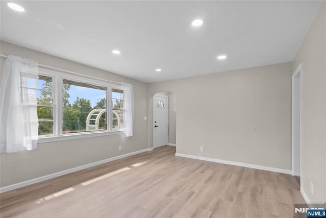 51-57 Totowa Avenue, Paterson, NJ 07502