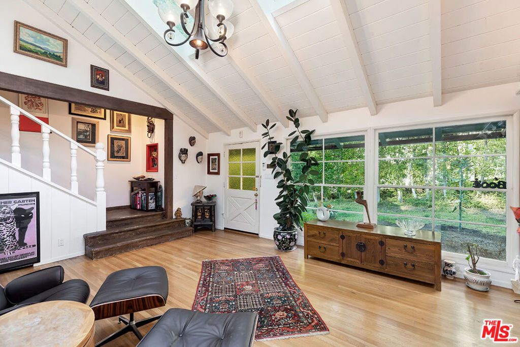 9816 EASTON Drive, Beverly Hills, CA 90210 — photo 2