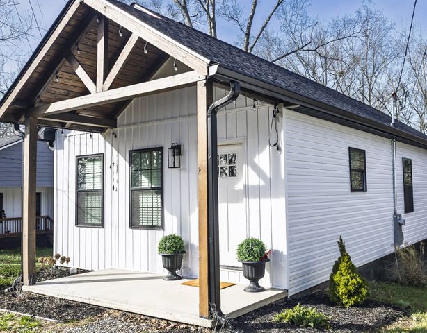 112 Wells Street, N, Centerville, TN 37033