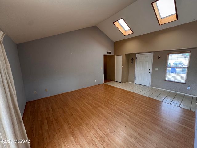 9946 E Leila Drive, Tucson, AZ 85730