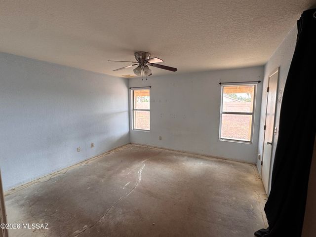 9946 E Leila Drive, Tucson, AZ 85730