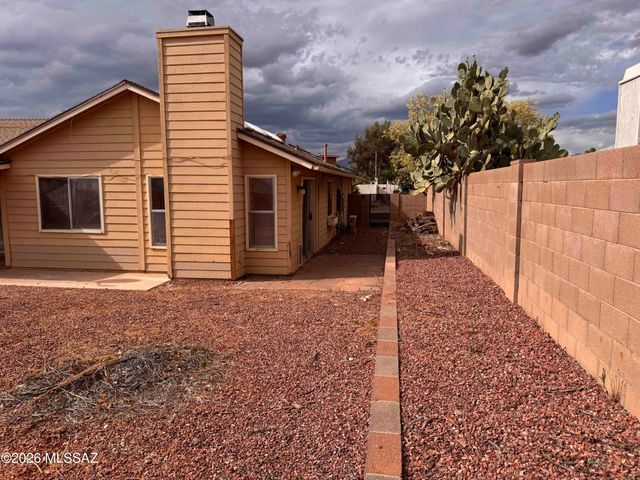 9946 E Leila Drive, Tucson, AZ 85730