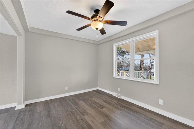 8324 Pershing Road, Raytown, MO 64138