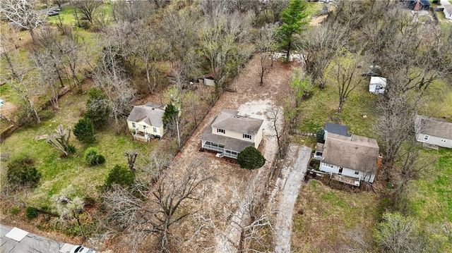 8324 Pershing Road, Raytown, MO 64138