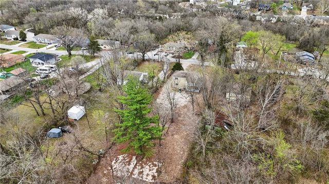 8324 Pershing Road, Raytown, MO 64138