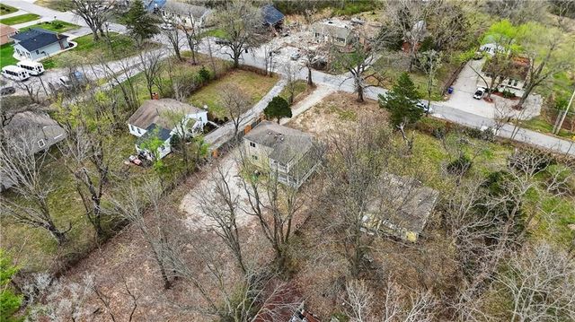 8324 Pershing Road, Raytown, MO 64138