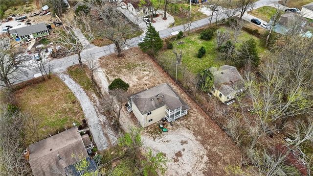 8324 Pershing Road, Raytown, MO 64138