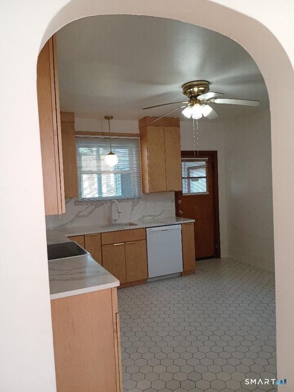 16 Church Street 1, East Haven, CT 06512