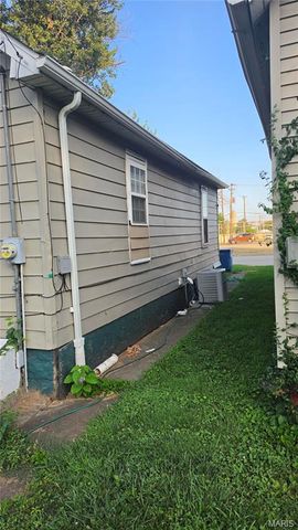 2029 Lee Avenue, Granite City, IL 62040