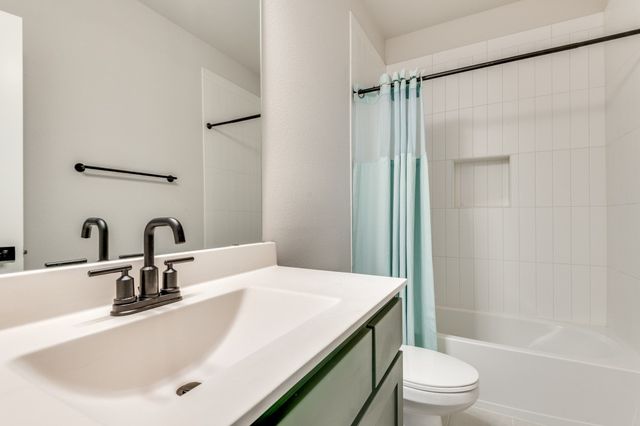 704 YELLOW WARBLER Way, Arlington, TX 76005