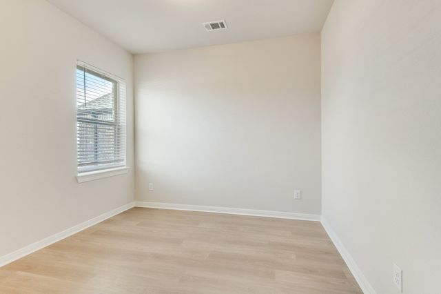 704 YELLOW WARBLER Way, Arlington, TX 76005