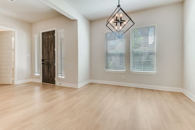 704 YELLOW WARBLER Way, Arlington, TX 76005