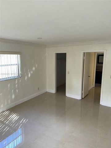 14052 NE 2nd Court 122, Miami, FL 33161