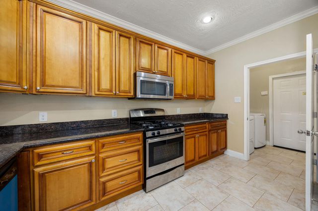 1727 Whispering Pine Court, Missouri City, TX 77489