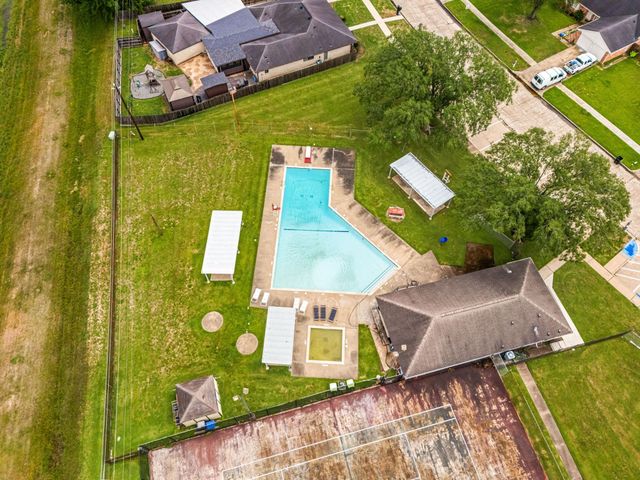 1727 Whispering Pine Court, Missouri City, TX 77489