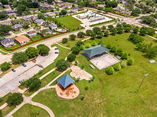 1727 Whispering Pine Court, Missouri City, TX 77489