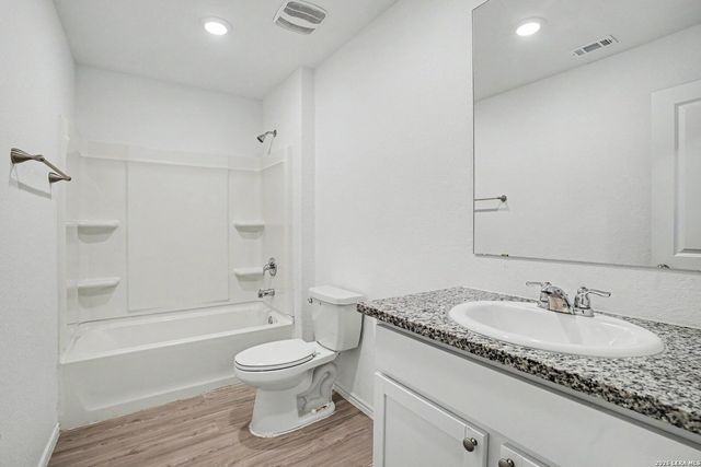 5427 DAPHNE PATH, San Antonio, TX 78253