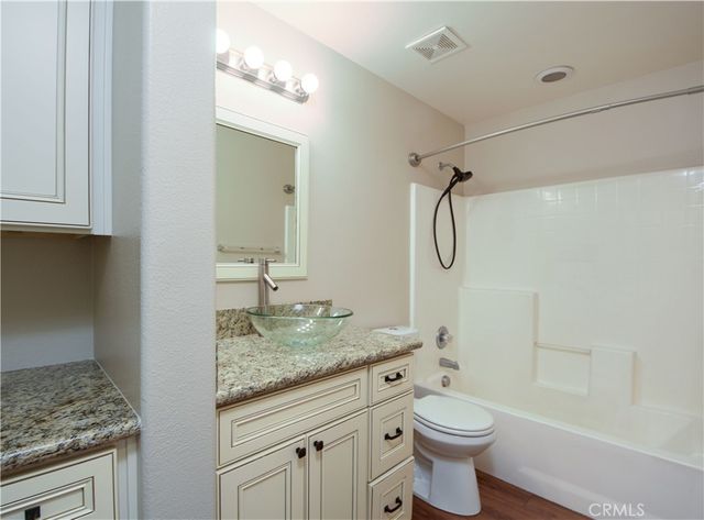 841 Shiraz, Hemet, CA 92545