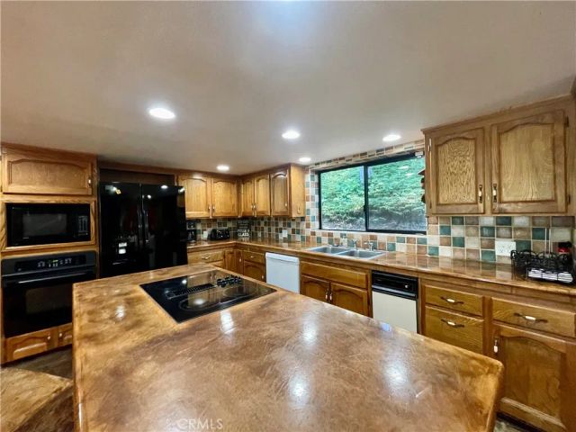 53637 Road 432, Bass Lake, CA 93604