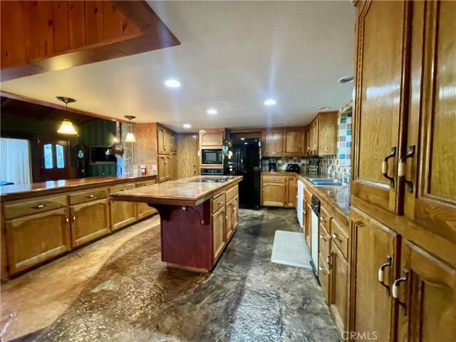 53637 Road 432, Bass Lake, CA 93604