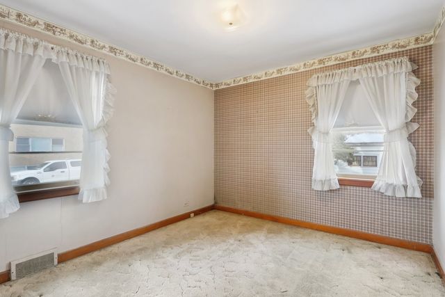 8828 Grand Avenue, River Grove, IL 60171