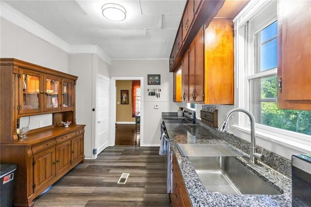 1129 S 36th Street, Kansas City, KS 66106
