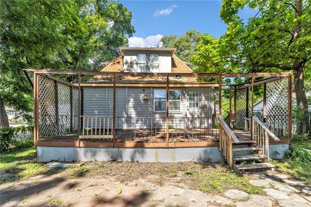 1129 S 36th Street, Kansas City, KS 66106