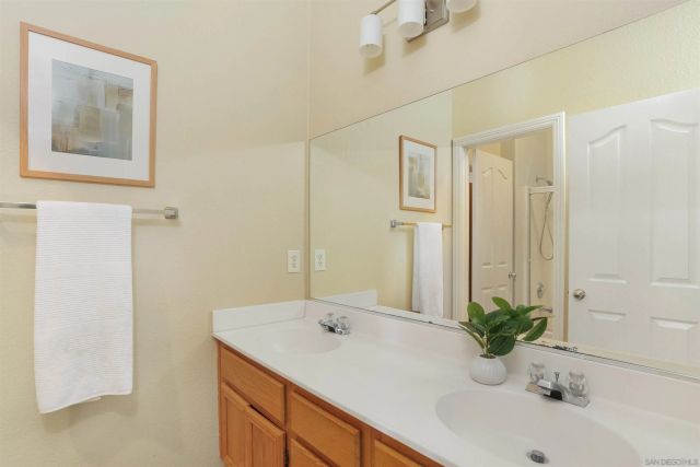 5001 Calle Arquero, Oceanside, CA 92057