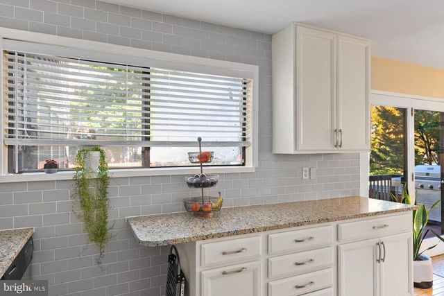 2 WINDWHISPER LN, Annapolis, MD 21403