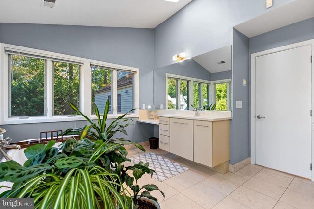 2 WINDWHISPER LN, Annapolis, MD 21403