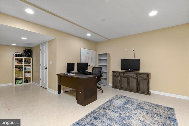 2 WINDWHISPER LN, Annapolis, MD 21403