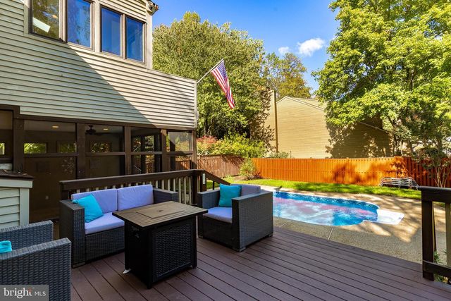 2 WINDWHISPER LN, Annapolis, MD 21403