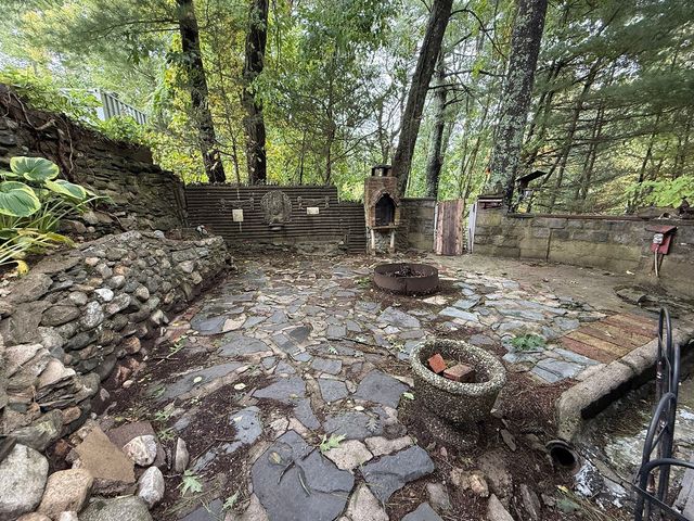 43 Bertine St, Bellingham, MA 02019
