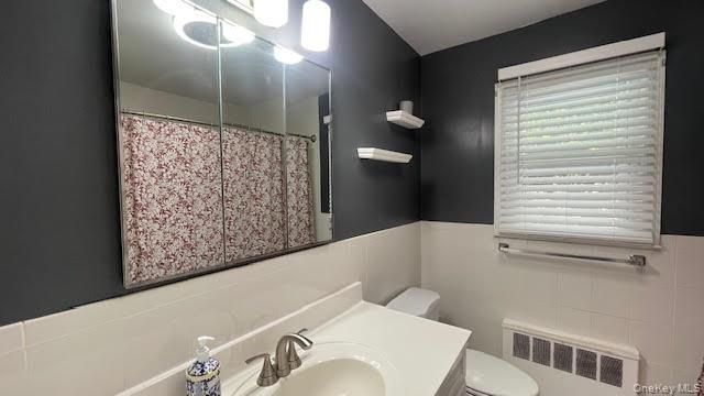 6 Curlew Place, Massapequa, NY 11758