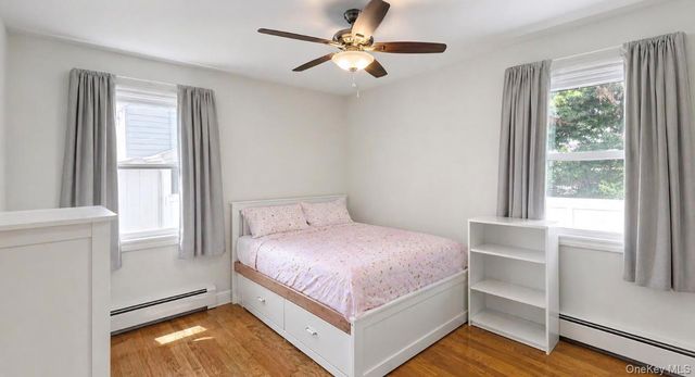 6 Curlew Place, Massapequa, NY 11758