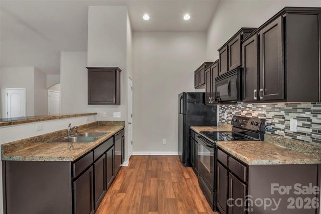 1314 Doby Springs Drive, Charlotte, NC 28262