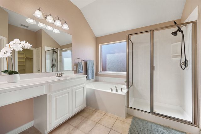 1104 Victory Bells Drive, Fort Worth, TX 76052